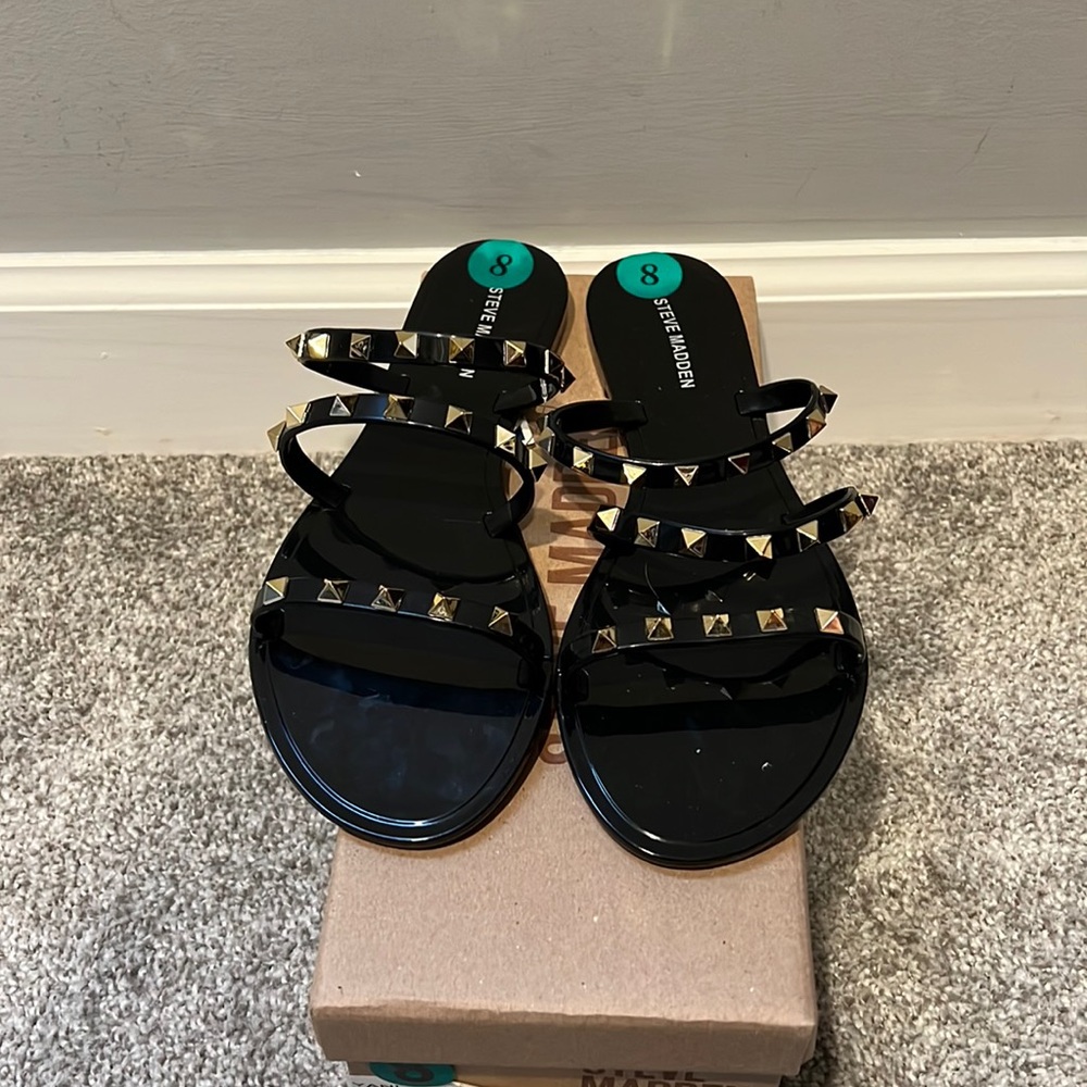 Steve Madden studded sandals ✨Brand New✨